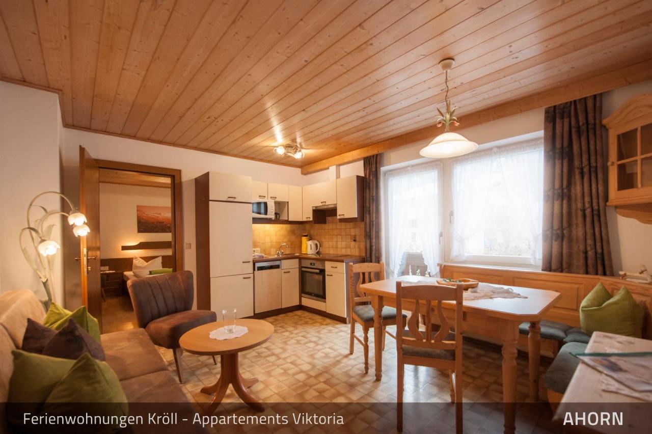 Ferienwohnungen Kroll - Appartements Viktoria Und Landhaus Maria Mayrhofen Luaran gambar