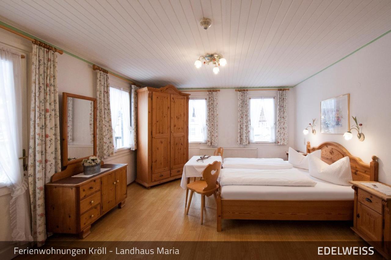 Ferienwohnungen Kroll - Appartements Viktoria Und Landhaus Maria Mayrhofen Luaran gambar