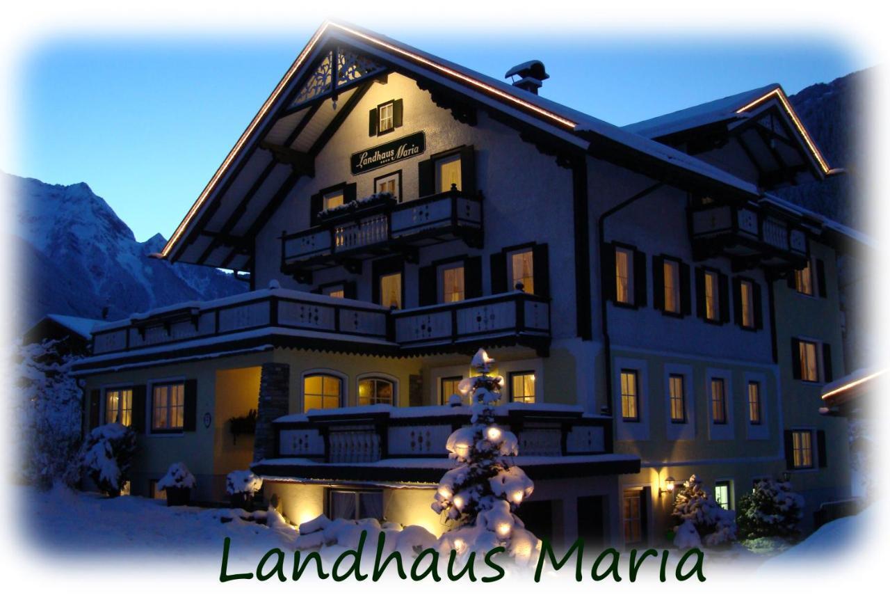 Ferienwohnungen Kroll - Appartements Viktoria Und Landhaus Maria Mayrhofen Luaran gambar